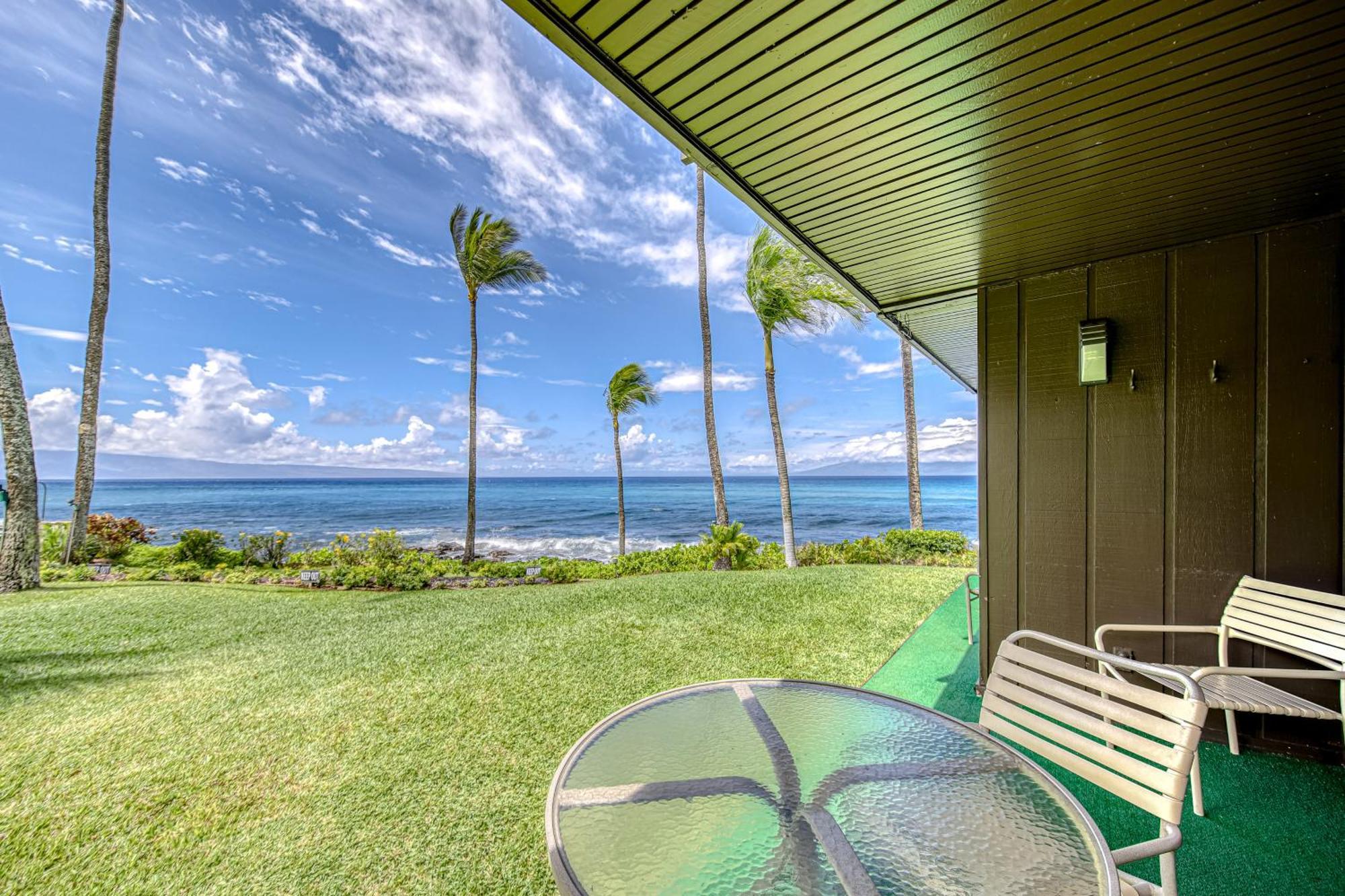 Mahina Surf Villa Kahana Room photo